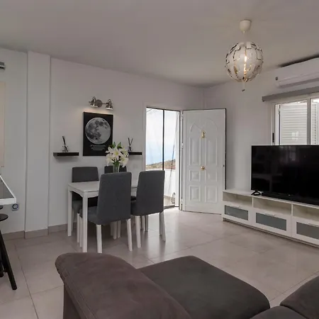 Beautiful 3 Bedroom By Tenerife Ltd Villa *