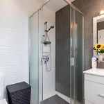 Vila Beautiful 3 Bedroom By Tenerife Ltd