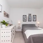 Vila Beautiful 3 Bedroom By Tenerife Ltd *