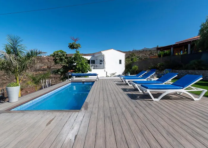 Beautiful 3 Bedroom By Tenerife Ltd Вілла