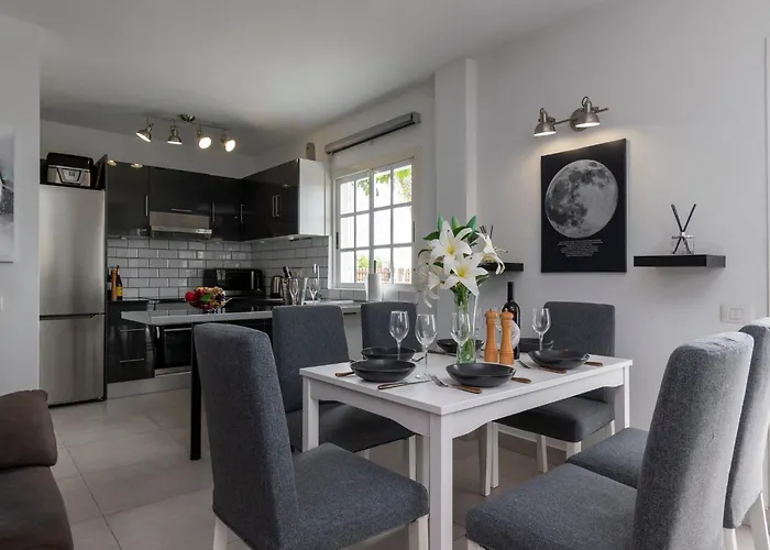 Вілла Beautiful 3 Bedroom By Tenerife Ltd