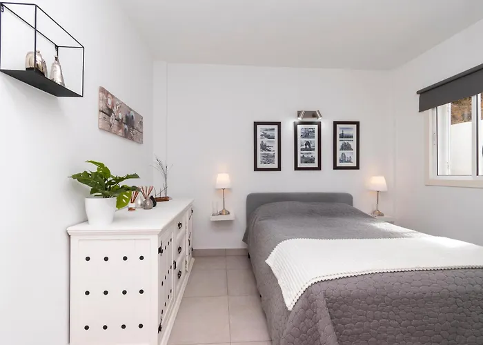 Вілла Beautiful 3 Bedroom By Tenerife Ltd *