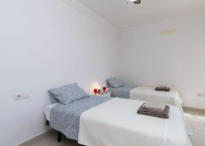 Beautiful 3 Bedroom By Tenerife Ltd